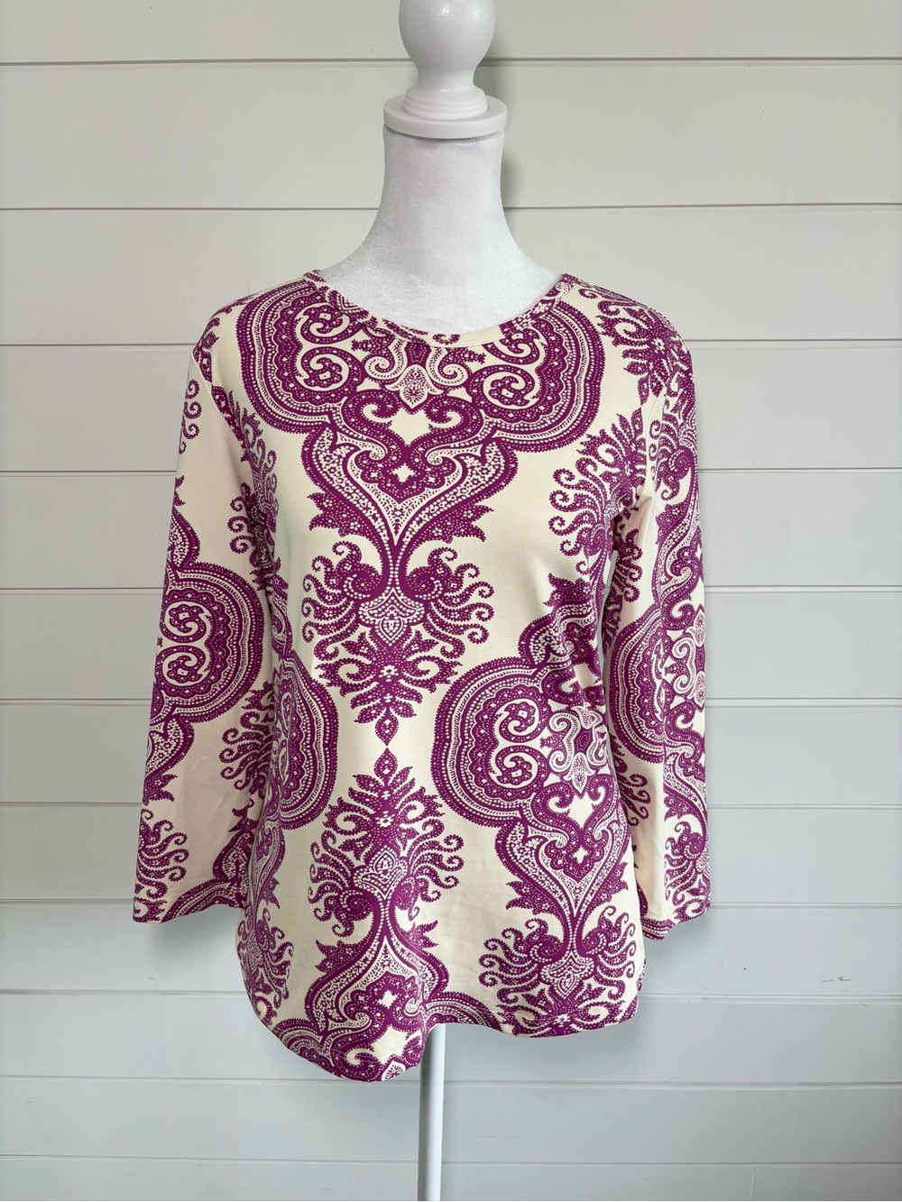 Women’s Cream & Magenta Patterned Long-Sleeve Top